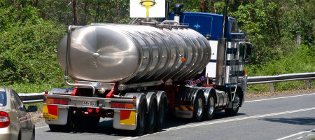 China urged to introduce mandatory standards for edible oil transport