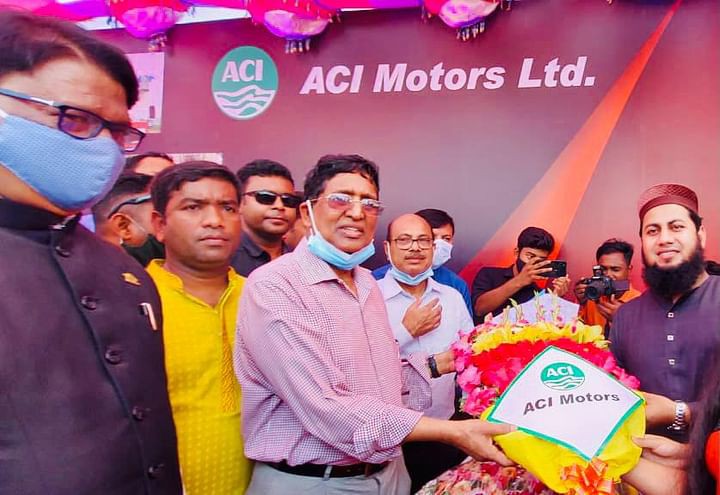 Agricultural technology exhibition fair was held in Dinajpur