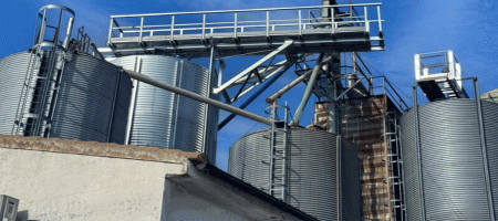 New Silo with Catwalk for Cereal Storage in Toledo, Spain