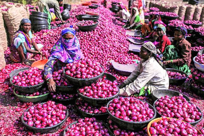 Price of onion has increased by Tk. 20 in one day